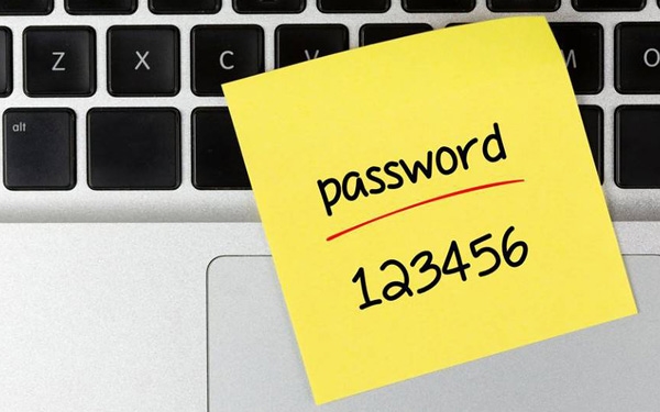 Đặt password quá hiển nhiên