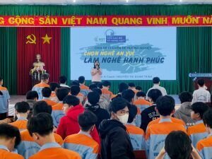 MobiOuitng Cao đăng nghề Vĩnh Long