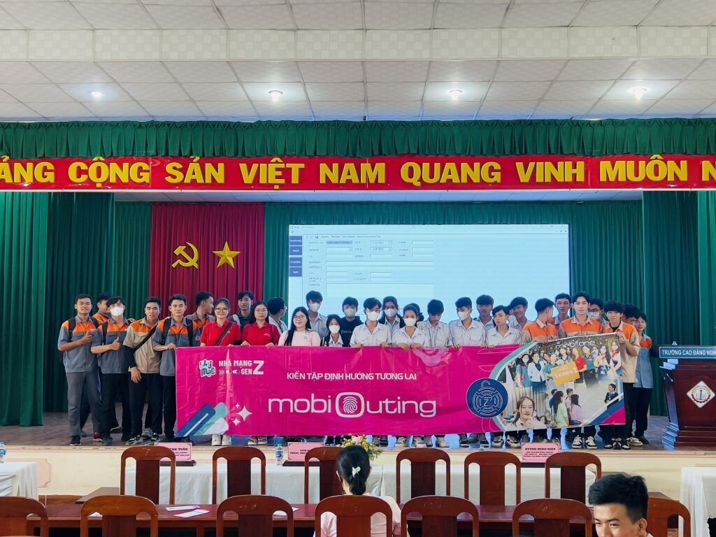 MobiOuitng Cao đẳng nghề Vĩnh Long