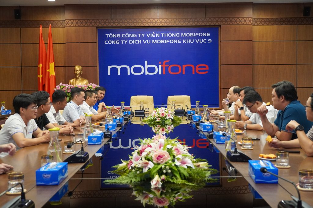 MobiFone hội thảo giới thiệu Nền tảng khoá học trực tuyến mở mobiEdu MOOCs